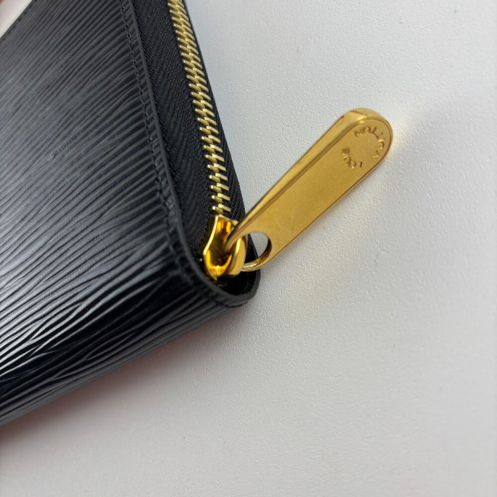Louis Vuitton Zippy Wallet Black Epi Leather Authentic Full Set Box Dust Bag Tag - Picture 7 of 13